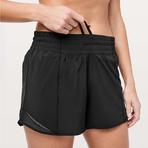 Lululemon Women’s Lululemon Hotty Hot Short High-Rise Long 4" in Black Size 2 - Picture 2 of 16